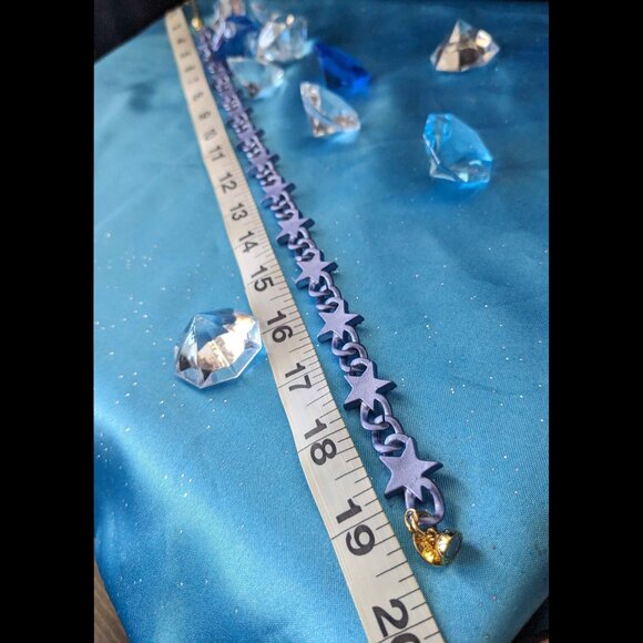 Alexa Rae Rhinestone Stars Statement Necklace - Picture 4 of 4